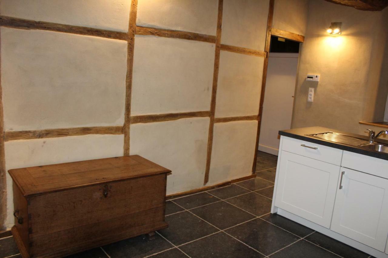 Au Puits Charmant Schaltin Buitenkant foto